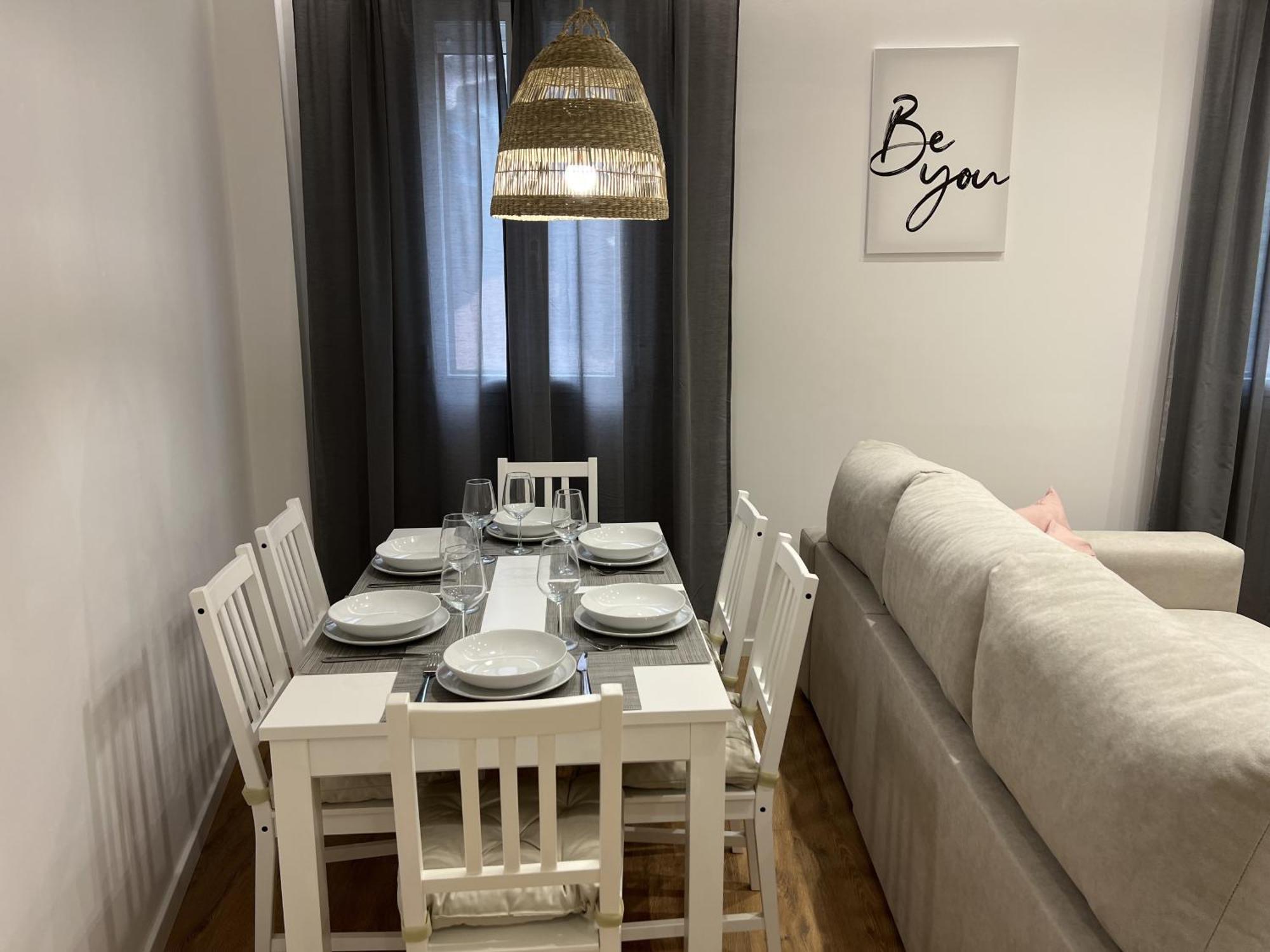 Apartamenticos Plaza Las Armas III Сарагоса Екстериор снимка