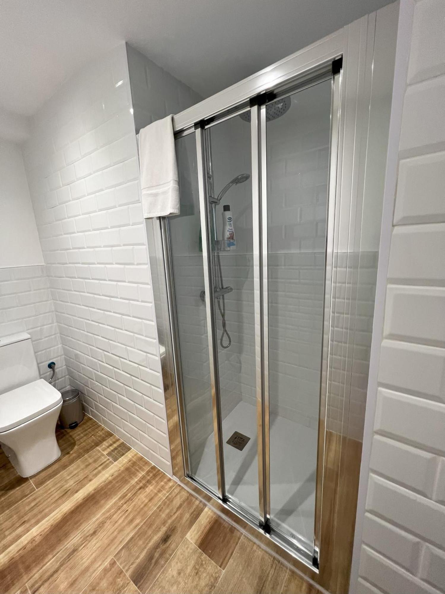 Apartamenticos Plaza Las Armas III Сарагоса Екстериор снимка